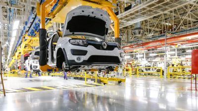 Renault anuncia investimento de R$ 1,1 bi no Brasil