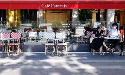 Alerta mximo contra covid-19 ameaa fechar restaurantes de Paris