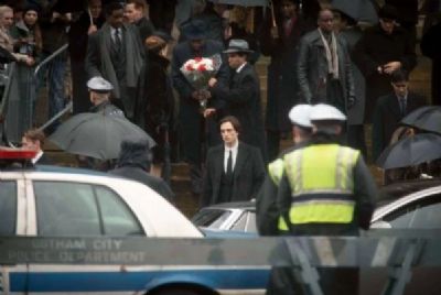 Robert Pattinson surge em pblico como Bruce Wayne em filmagens de Batman