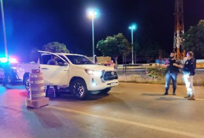Adolescente  rendido dirigindo caminhonete roubada de famlia em Rondonpolis