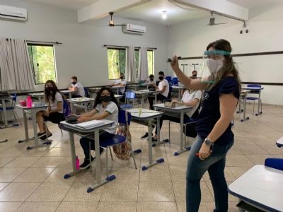 Prefeitura suspende aulas presenciais em Lucas do Rio Verde
