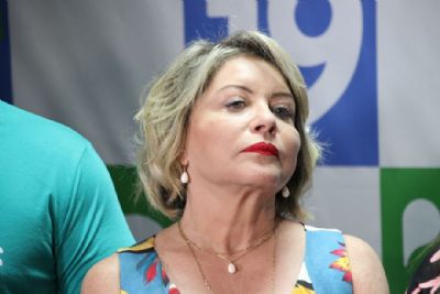 Selma critica relao de Bolsonaro com Legislativo e diz que Maia impe velha poltica
