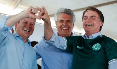 Governador se rene com Bolsonaro para encontrar soluo para crise ambiental