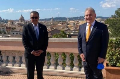 Em Roma, diretor-geral da OMS elogia Queiroga por vacinao no Brasil