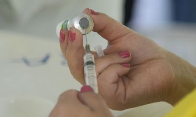 Ministrio recomenda adiar vacinao de crianas contra a gripe