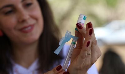 Vacinao brasileira  modelo para o mundo, mas enfrenta desafios