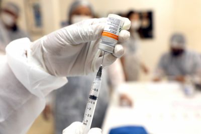 Prefeitura abre cadastro da vacinao para pessoas de 53 e 54 anos