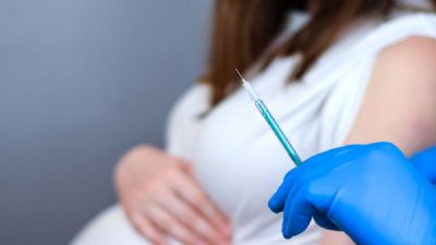 Em Cuiab, vacinas da Pfizer sero aplicadas em gestantes e portadores de comorbidades