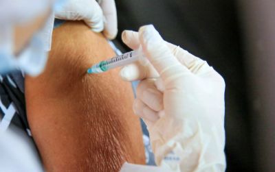 Secretria diz que procura por vacinas entre crianas e idosos est nfima e cita preocupao