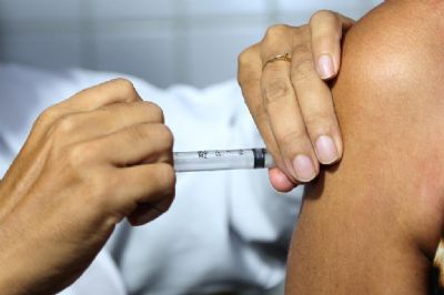 VG faz pr-cadastro de pessoas acima de 40 anos com comorbidades e amplia vacinao