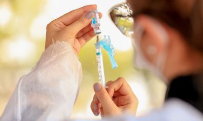 Fiocruz entrega novo lote com 937 mil doses de vacinas contra covid-19
