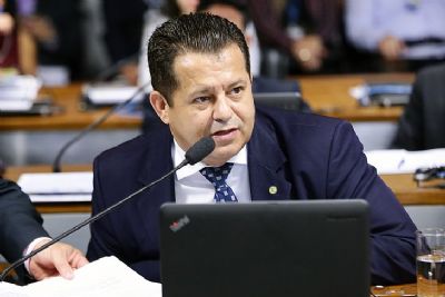 Unificar as eleies representa economia para o Brasil, defende deputado Valtenir
