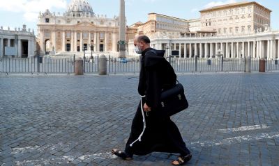 Vaticano planeja campanha de vacinao rpida contra a covid-19