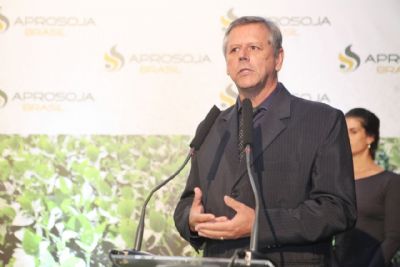 Produtores de soja e milho manifestam apoio ao presidente Bolsonaro