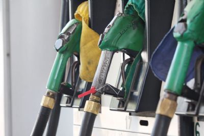 Projeto susta portaria do governo que elevou cota de importao de etanol sem tarifa