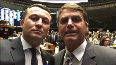 Tudo que ocorre nesses 6 meses  culpa do novo governo?, critica deputado apoiador de Bolsonaro